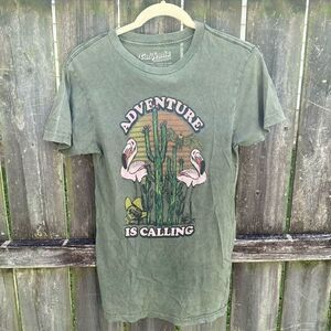 California RetroWear‎ Adventure Flamingo Graphic T-Shirt | S